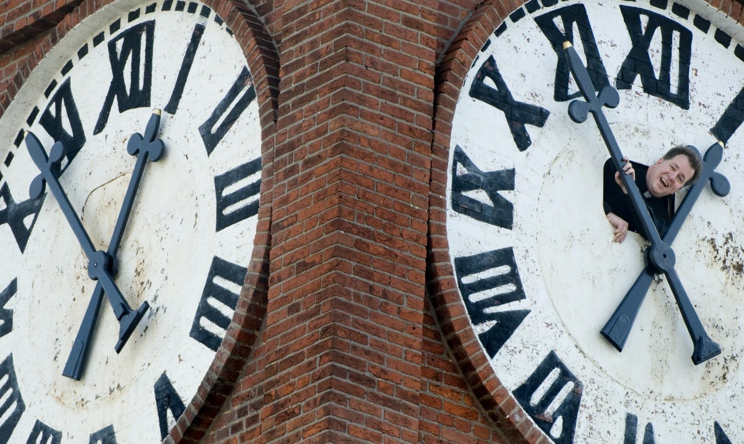 Washington State Considers Staying on Pacific Daylight Time Forever 